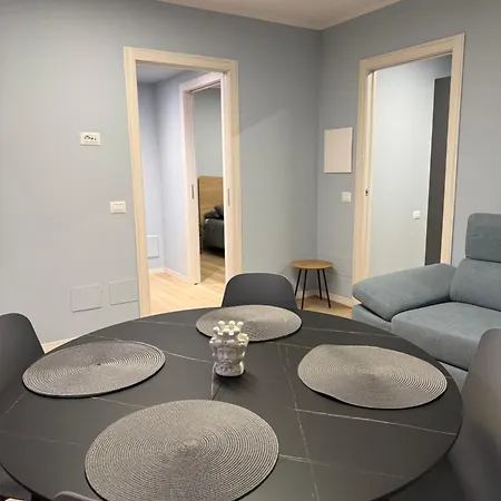Casa Viaroma Apartment *
